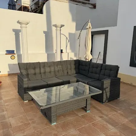 Large With Huge Private Pool, Jacuzzi, & Gym Villa San Bartolome de Tirajana (Gran Canaria)