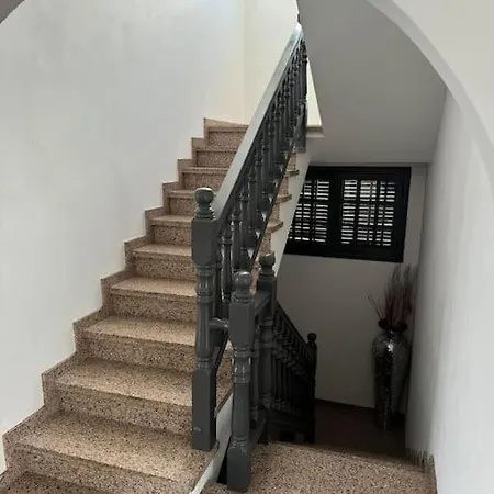 Large With Huge Private Pool, Jacuzzi, & Gym * San Bartolome de Tirajana (Gran Canaria)